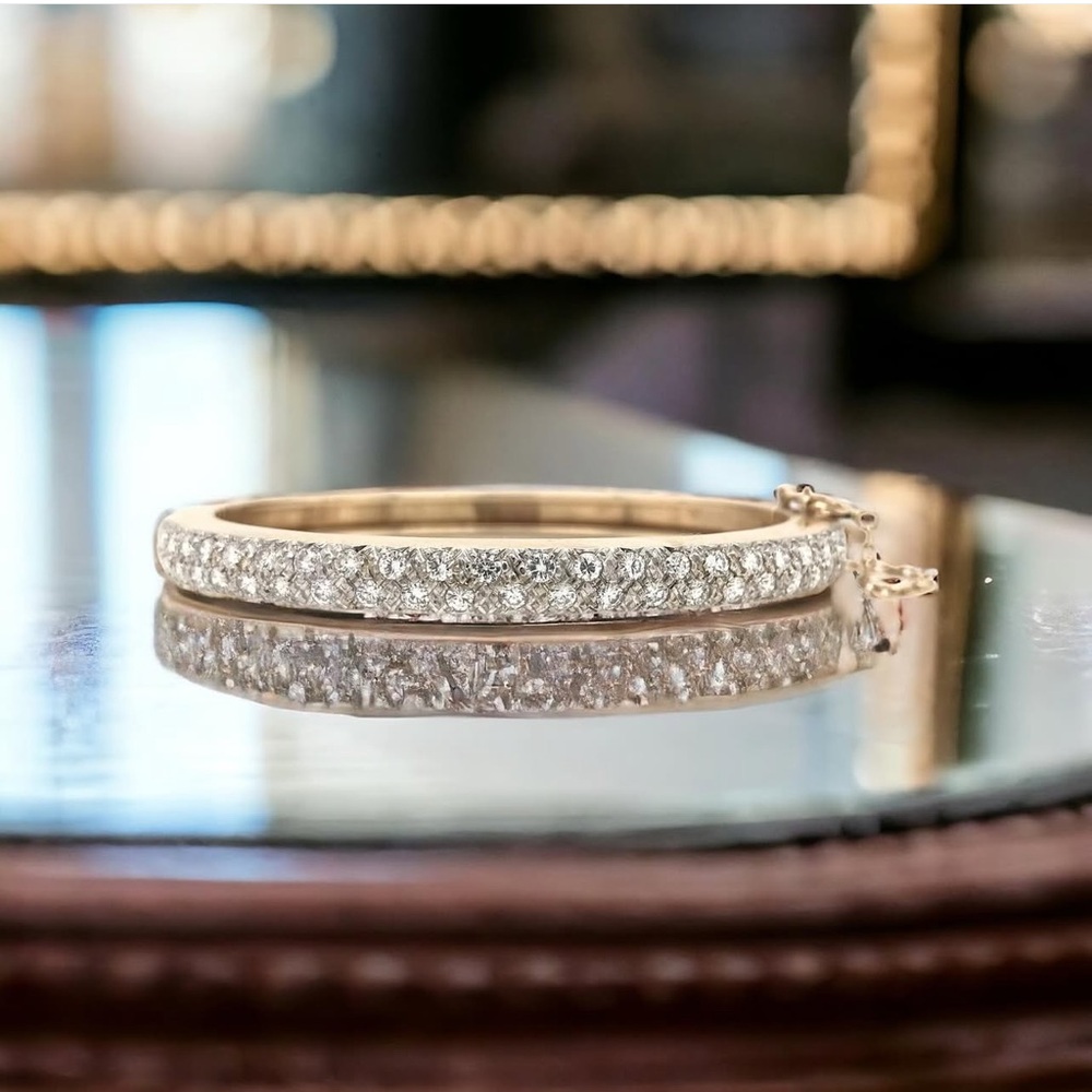 Heirloom diamond bangle